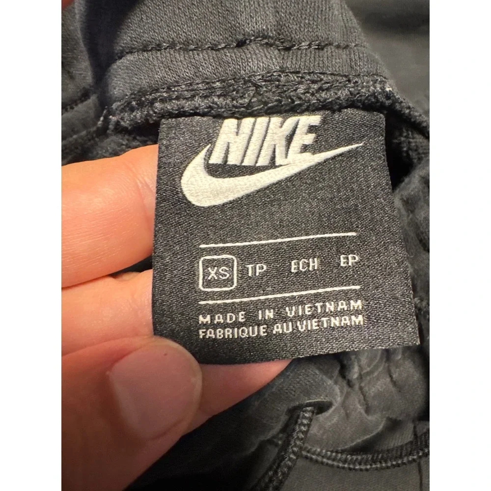 Nike Sportswear Essential Women Fleece Joggers Black Sweatpants Tapered Logo‎